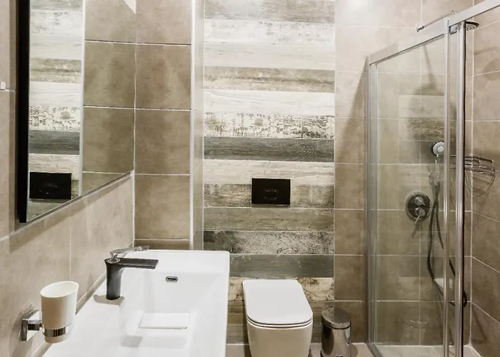 G Luxury 2* Nikósie